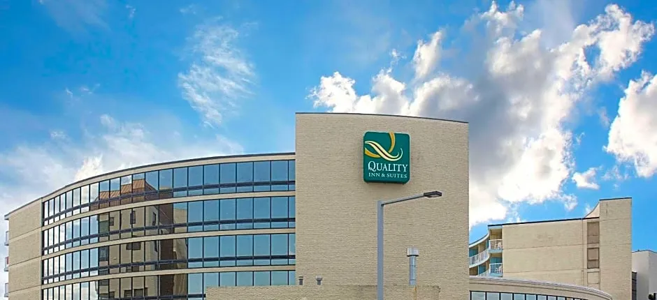 Quality Inn And Suites Oceanfront