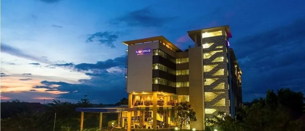Hotel Luwansa