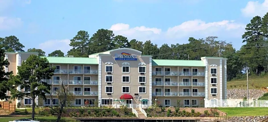 Baymont by Wyndham Hot Springs