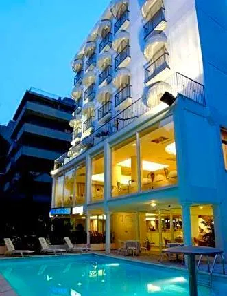 Hotel Royal Plaza