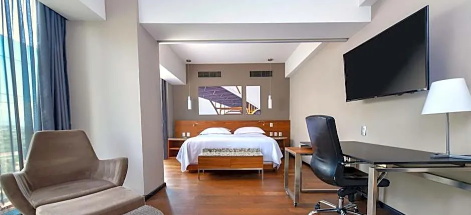 Krystal Grand Suites Insurgentes