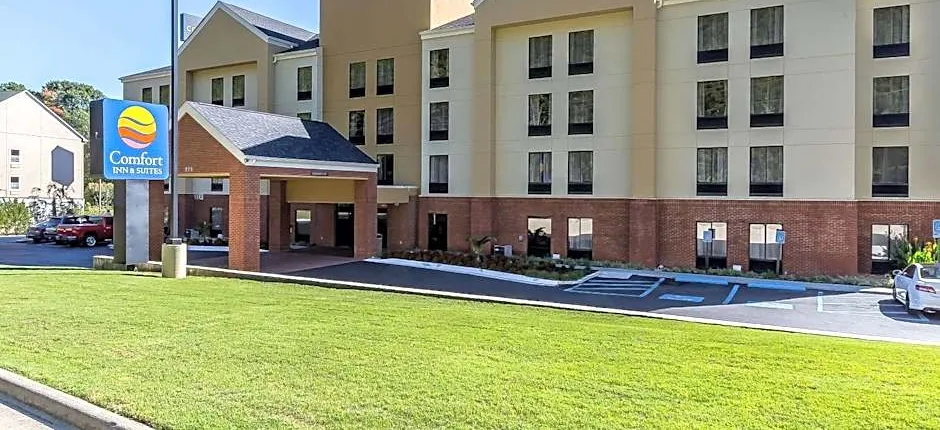 Comfort Inn & Suites Dalton West