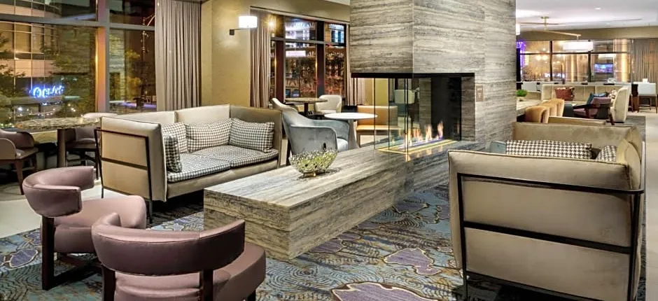Residence Inn by Marriott Chicago Downtown/River North