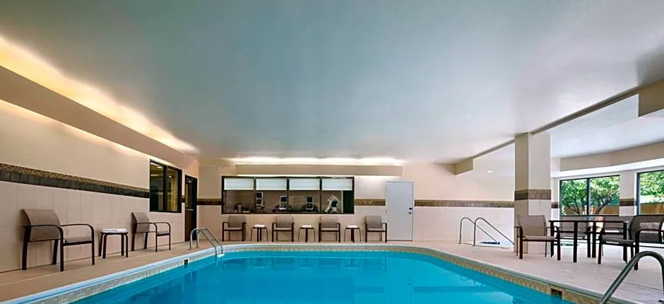 Courtyard by Marriott Springfield