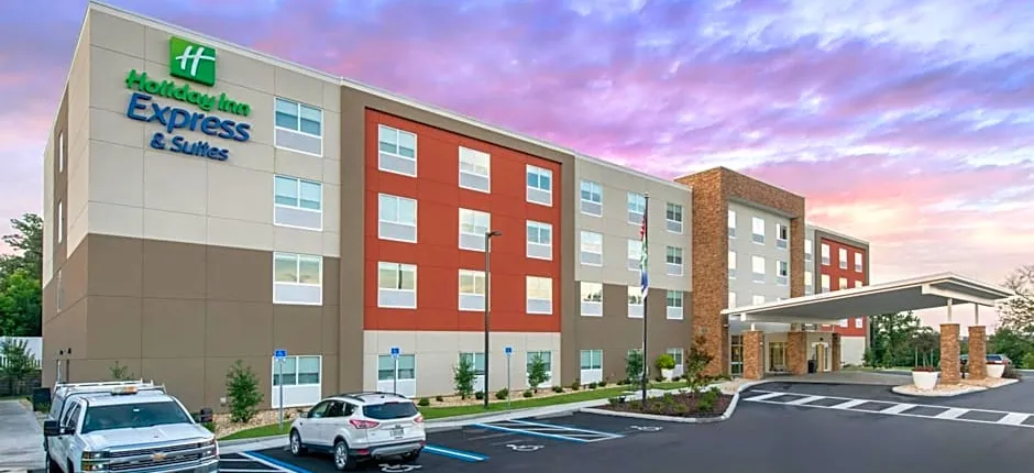 Holiday Inn Express & Suites West Melbourne By IHG