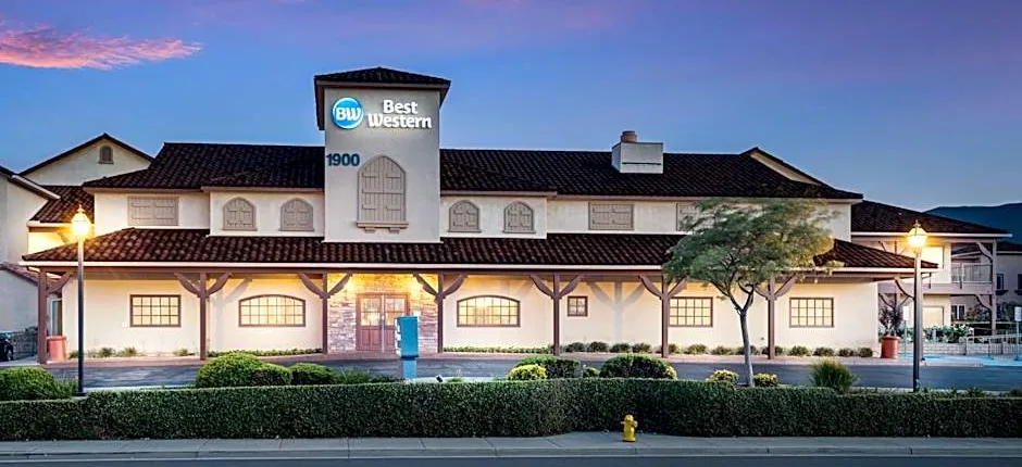 Best Western Corona Hotel & Suites