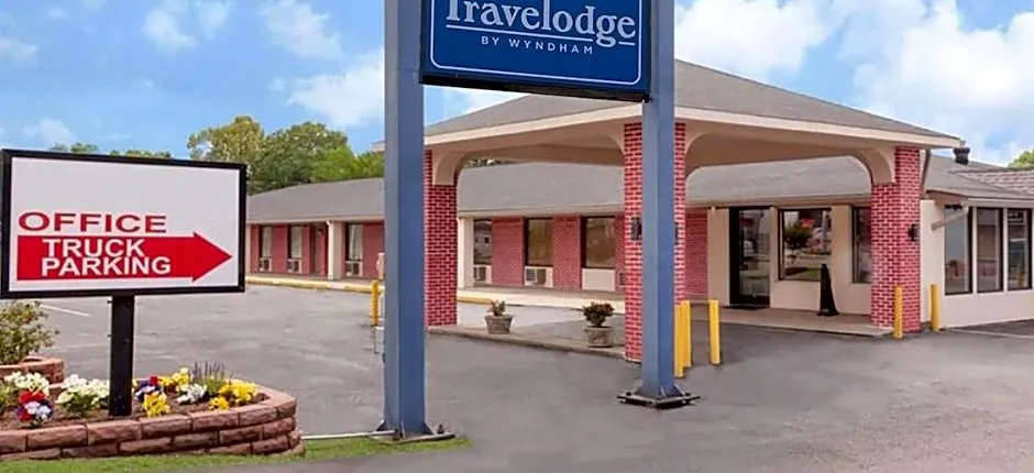 Travelodge by Wyndham Jackson I-40 Exit 82
