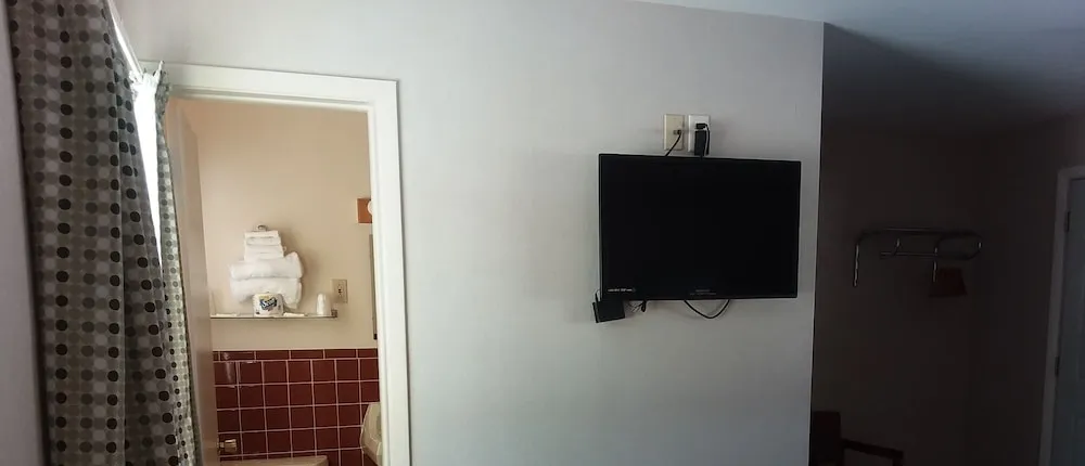 Budget Host Inn Manistique