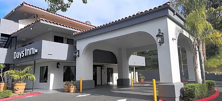 Days Inn by Wyndham Encinitas Moonlight Beach