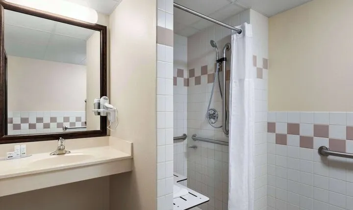 AmericInn by Wyndham Havre