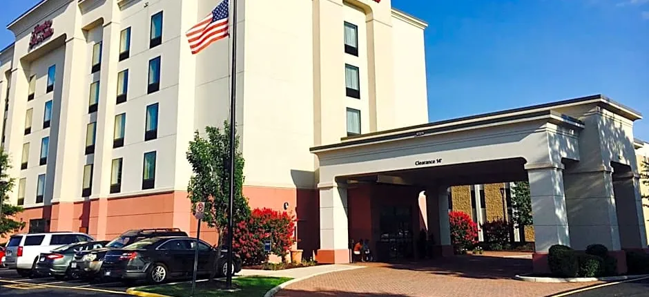 Hampton Inn By Hilton And Suites Chesapeake-Battlefield Blvd