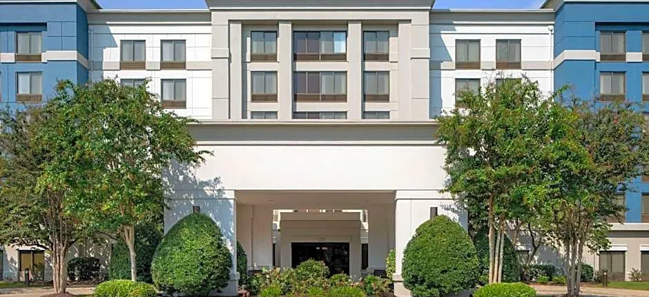 Sonesta Select Nashville Airport Suites