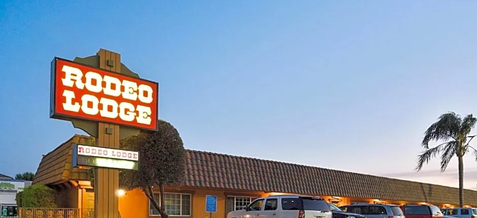 Rodeo Lodge