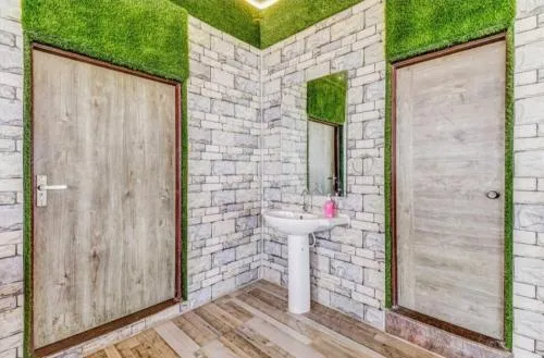 FabExpress Lutino Homes