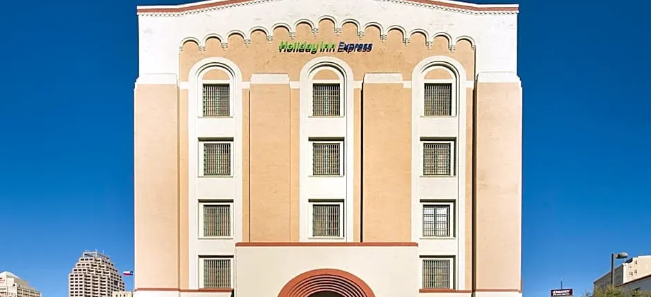 Holiday Inn Express San Antonio North Riverwalk Area By IHG