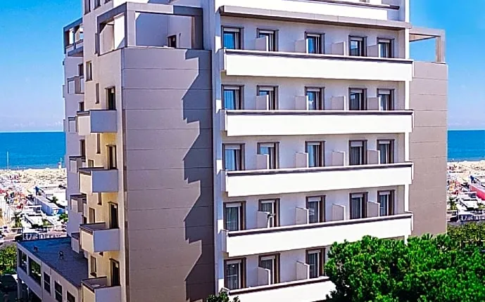 National Hotel
