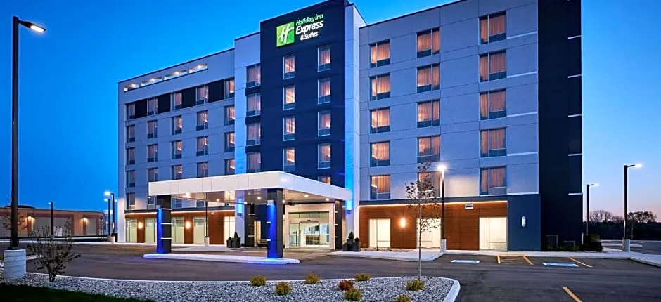 Holiday Inn Express & Suites Windsor East - Lakeshore, an IHG Hotel