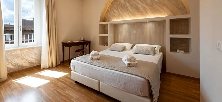 Top Floor Colosseo Guesthouse