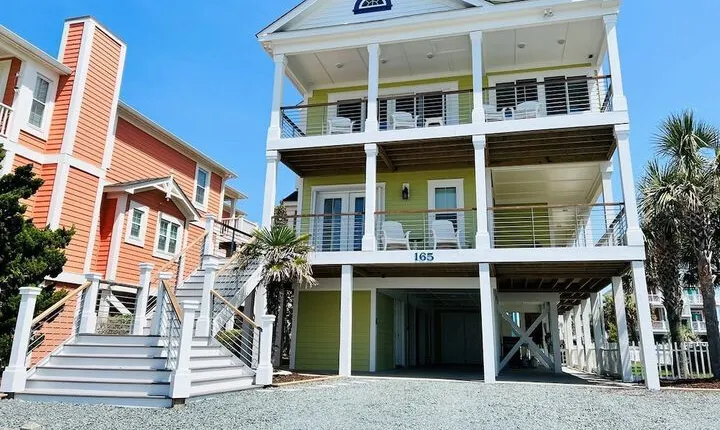 The Rainbow Connection 4 Bedroom Home by RedAwning