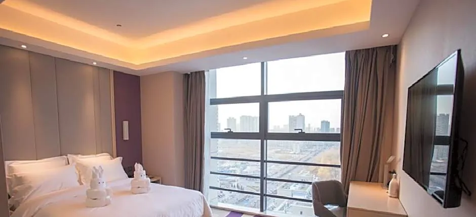 Lavande Hotel Korla city government swan lake