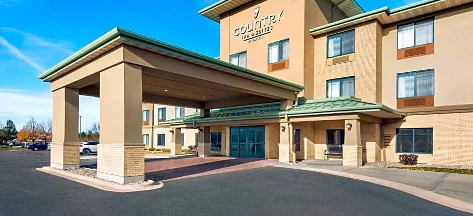 Country Inn & Suites by Radisson, Madison West, WI