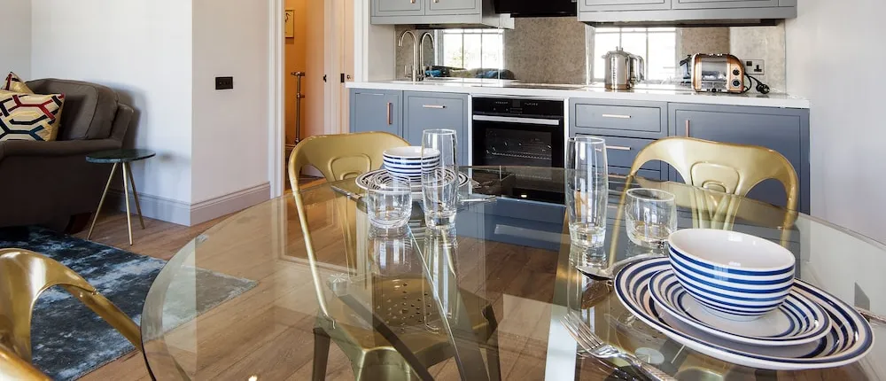 Modern Notting Hill Home by Portobello Market, London