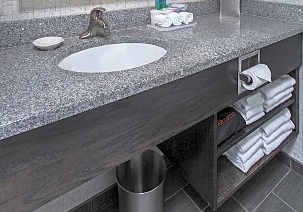 Holiday Inn Express Nags Head Oceanfront By IHG