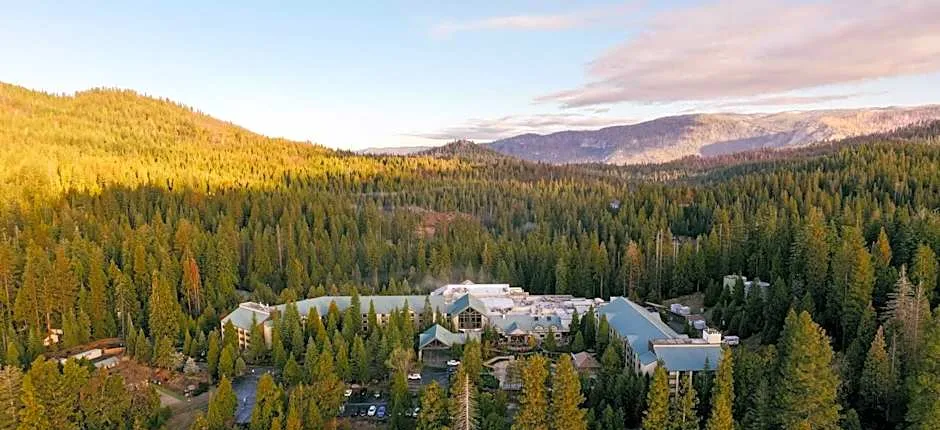 Tenaya Lodge at Yosemite