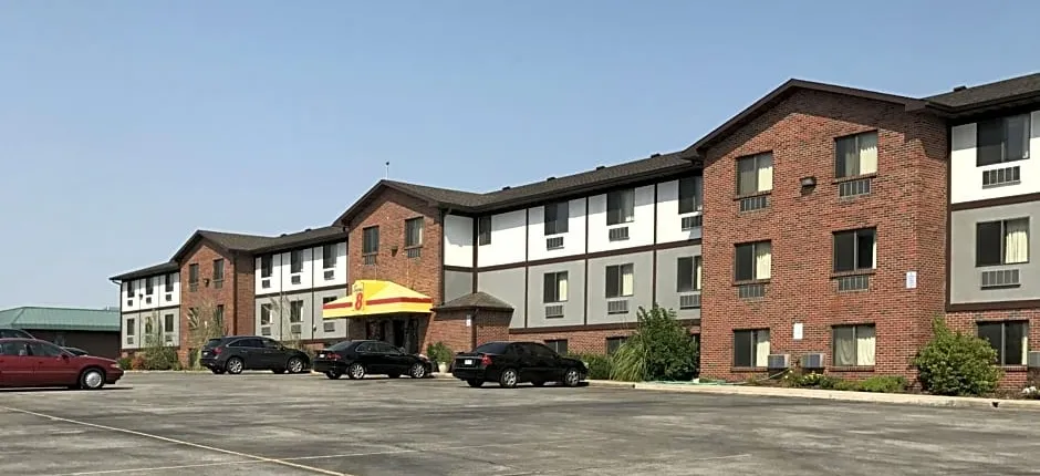 Super 8 by Wyndham Omaha/West Dodge