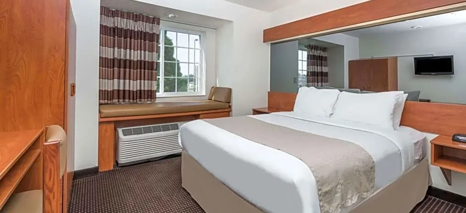 Microtel Inn & Suites By Wyndham Rice Lake