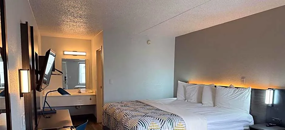 Motel 6-Farmington Hills, MI - Northwest - Farmington Hills