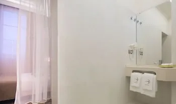 Anakena House Modernist Bed and Breakfast, Barcelona