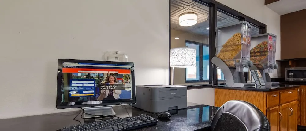 Best Western Plus Wakeeney Inn & Suites