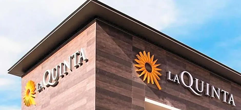 La Quinta Inn & Suites by Wyndham Sulphur (Lake Charles)