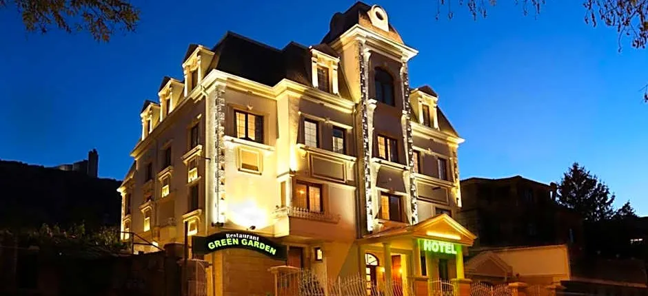 Hotel Green Garden