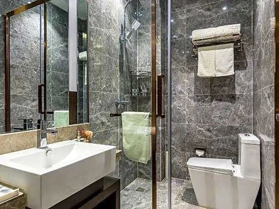 Qiqihar Yifeng Business Hotel (Jianhua Hospital)