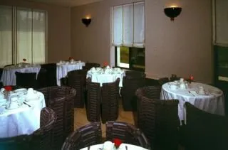 Club Hotel