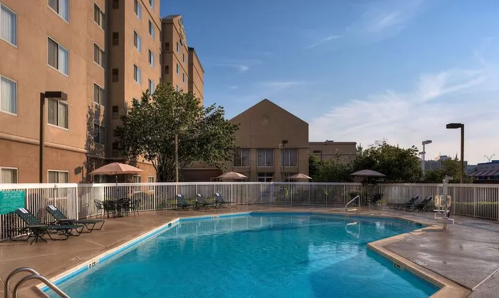 Homewood Suites by Hilton Dallas Market Center