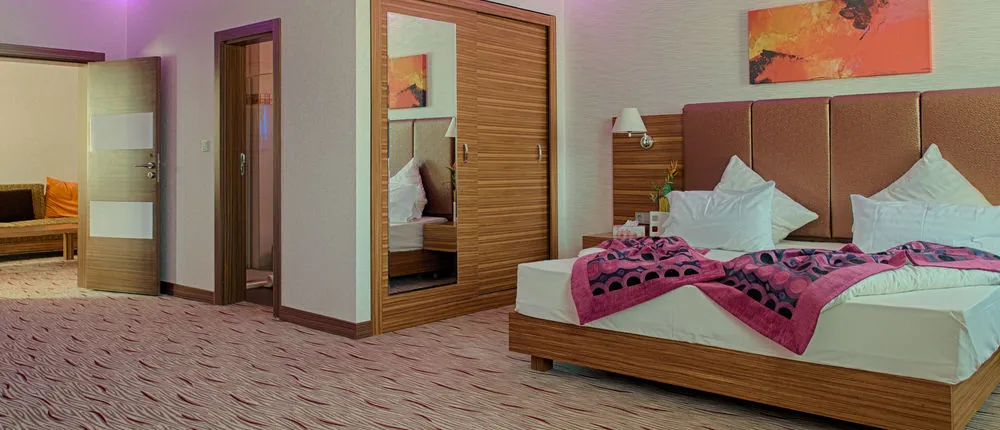 Airport Global Hotel, Olive INN