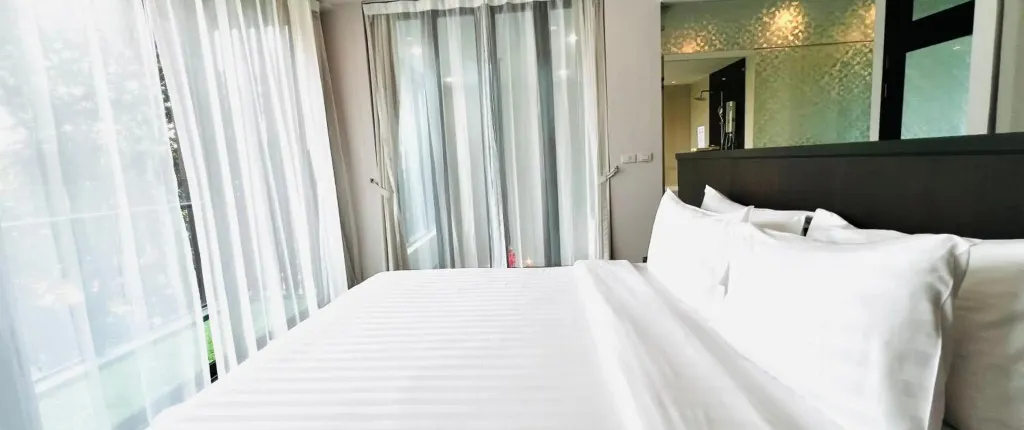 Civic Horizontal Hotel