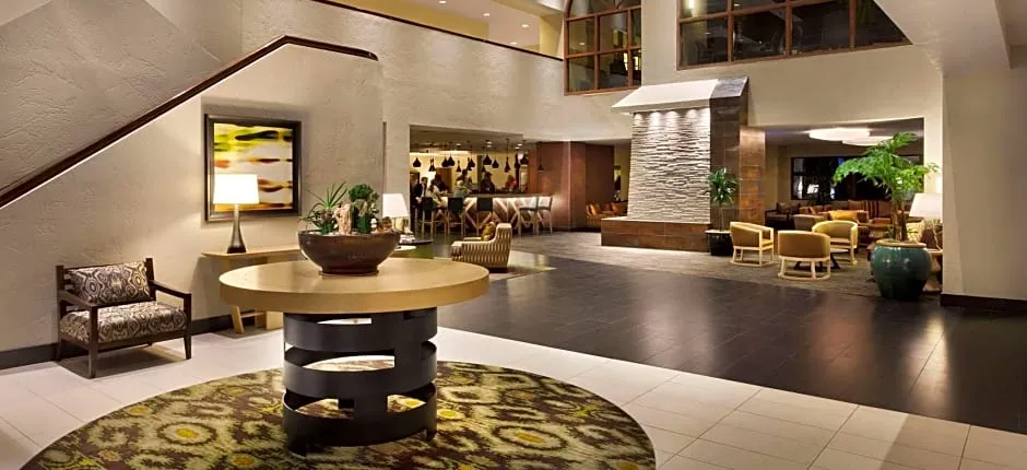 Embassy Suites By Hilton Hotel Phoenix-Tempe
