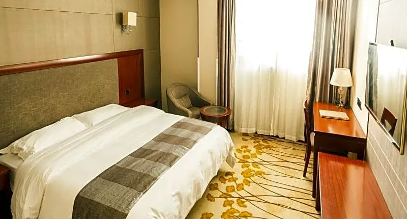 GreenTree Alliance District Disneyland North Gate