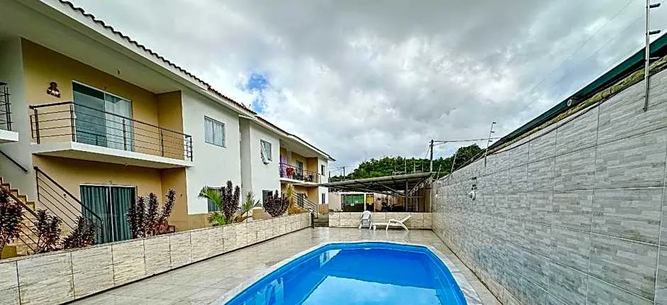 Apto Térreo a 900m da Barraca do Gaúcho, condomínio com piscina e área Gourmet