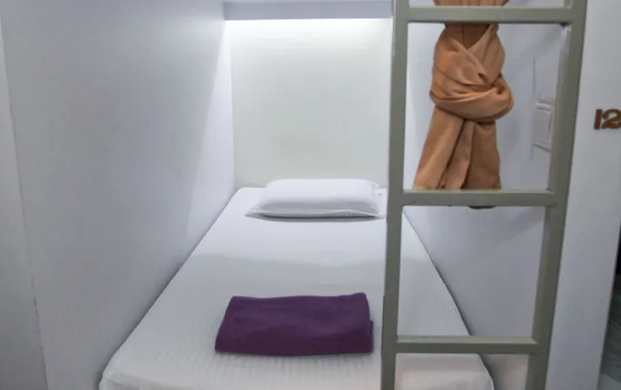 Pillow Talk Hostel
