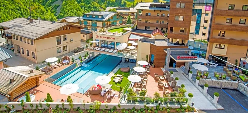 Alpinresort ValSaa - Sport & Spa