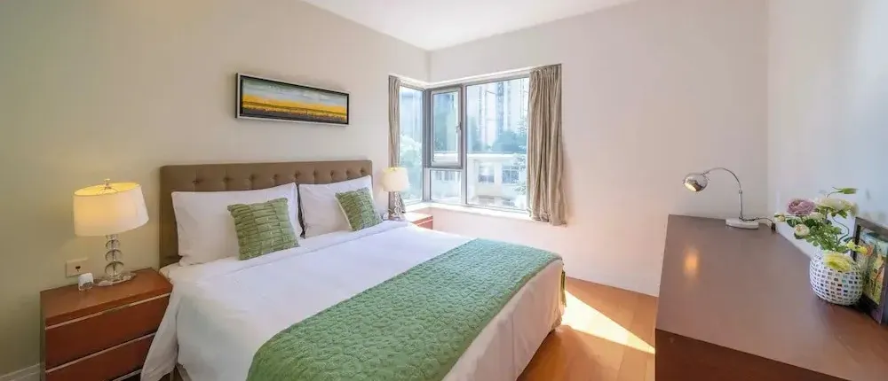 Tyms Luxury 2BR 1BA Apt Xujiahui Shops