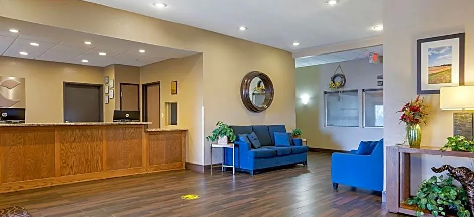 Comfort Inn & Suites Pittsburg KS