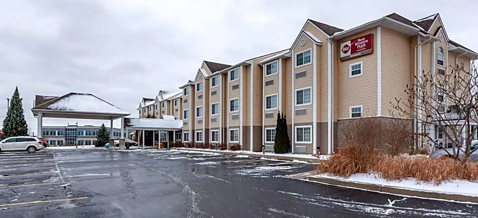 Best Western Plus Woodstock Inn & Suites