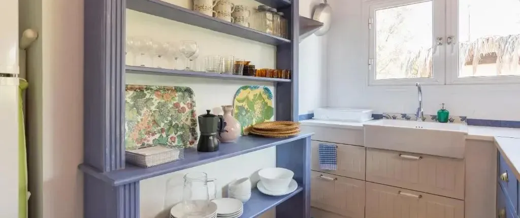 La Casita, by Teresa