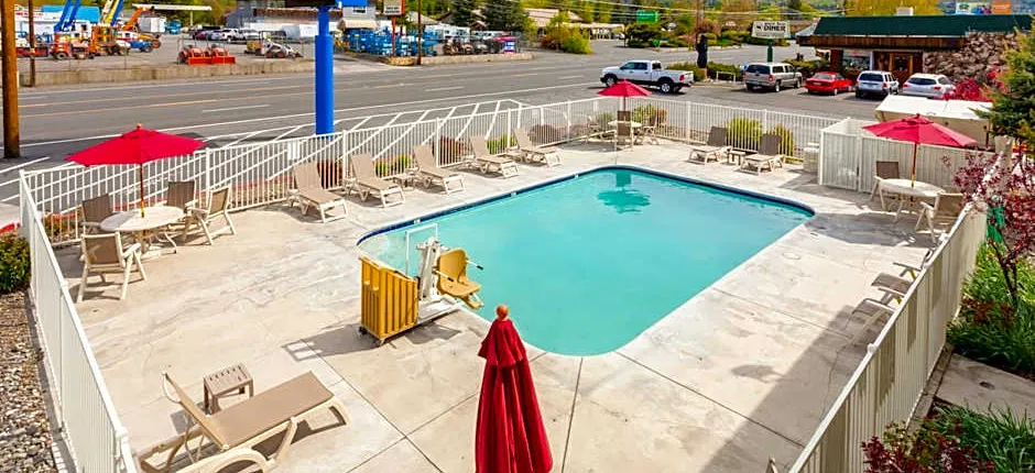 Motel 6-Klamath Falls, OR